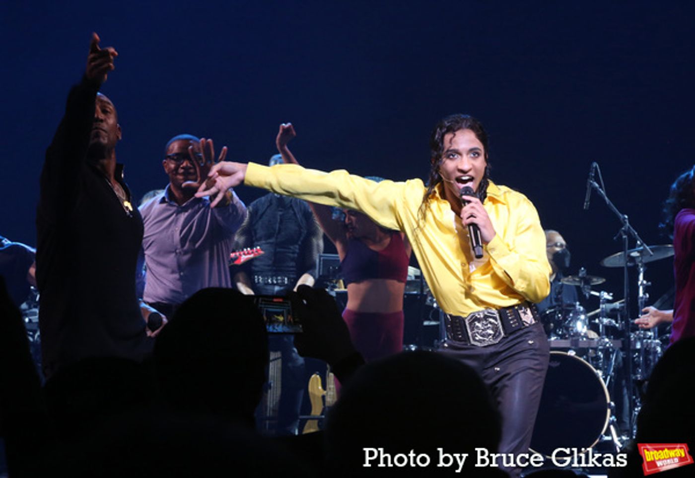 Photos: Go Inside MJ's Opening Night Curtain Call  Image