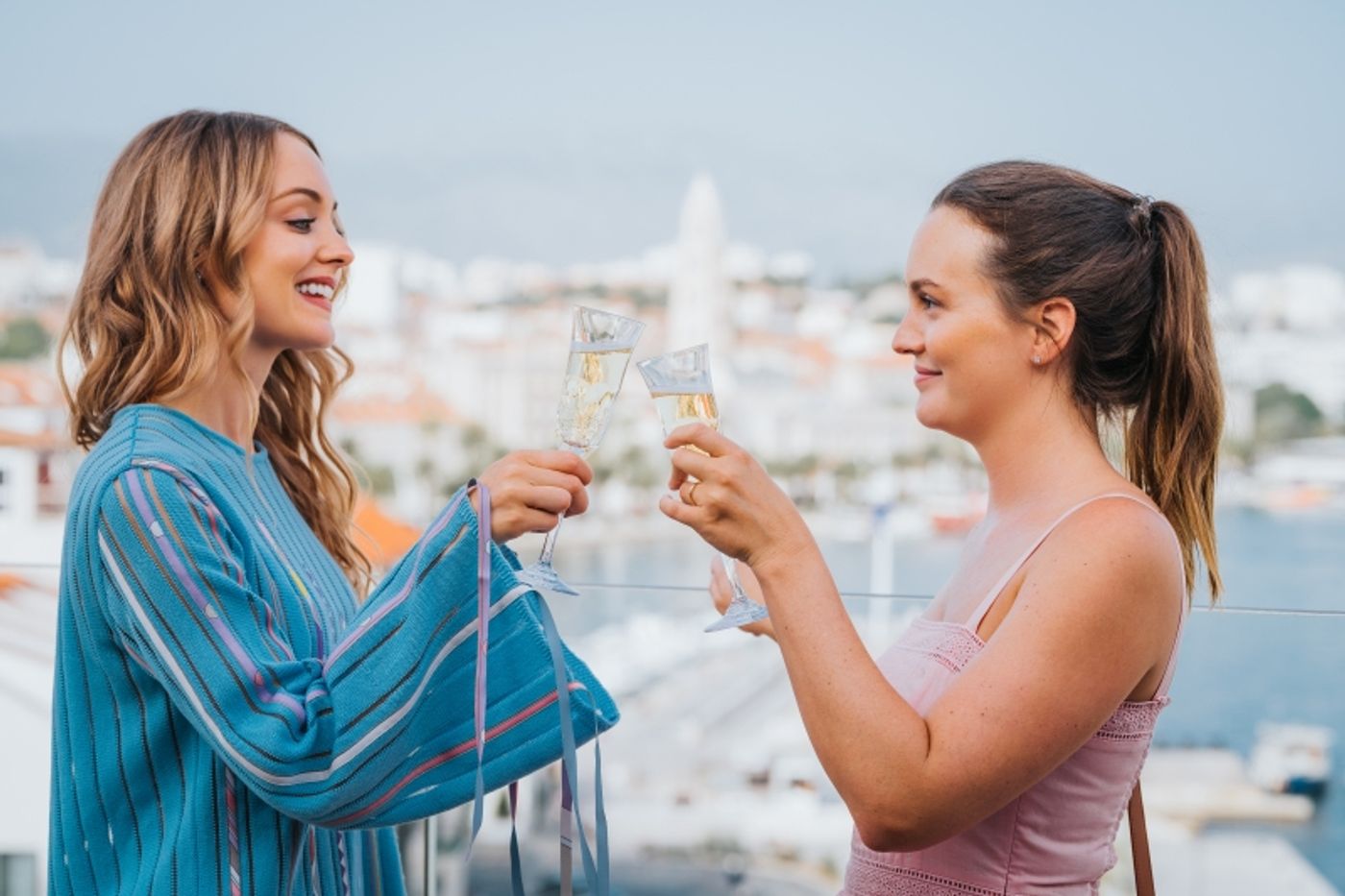 Photos: Netflix Releases First Look at THE WEEKEND AWAY  Image