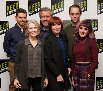 The cast Photo