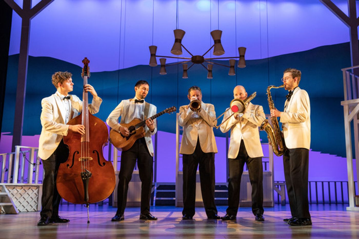 Photos: First Look at DIRTY DANCING at the Dominion Theatre  Image