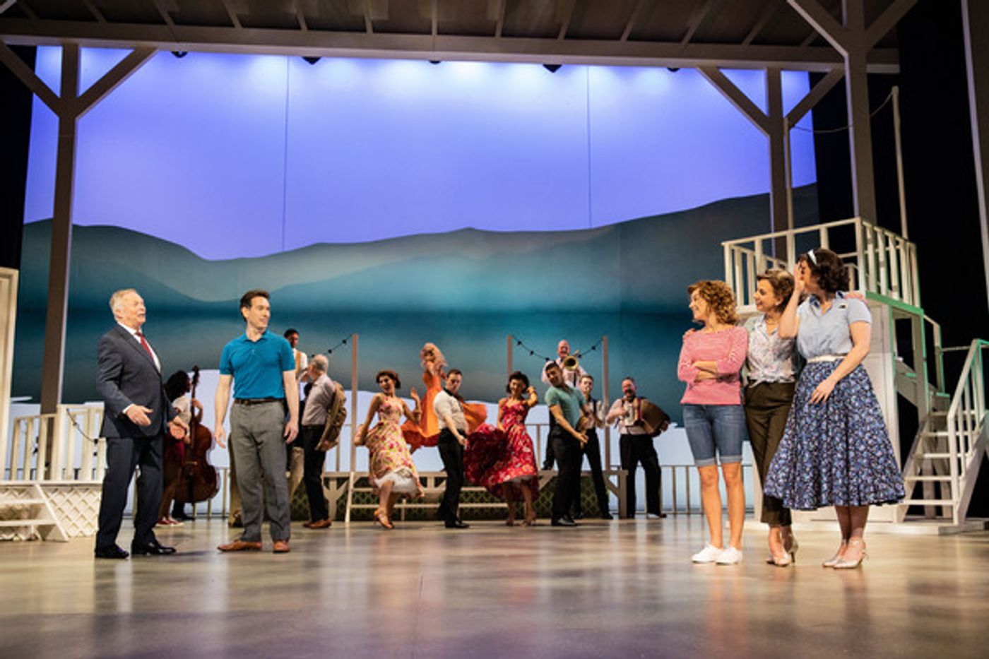 Photos: First Look at DIRTY DANCING at the Dominion Theatre  Image