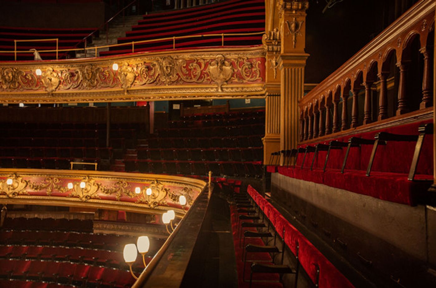 Photos: Check Out All New Photos of the Hackney Empire Auditorium as Part of its 120th Birthday Celebrations  Image