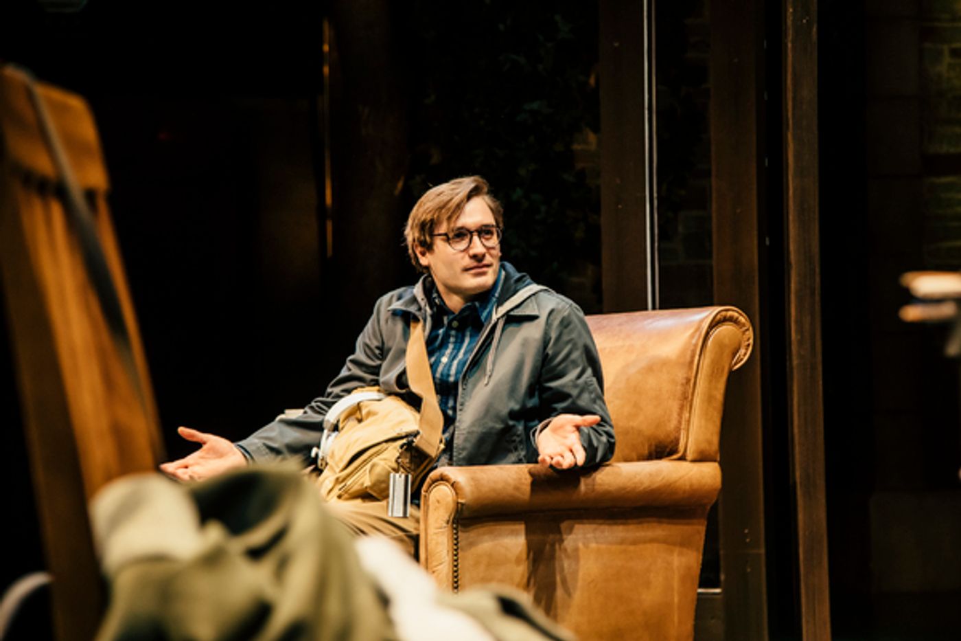 Photos: First Look at Bryan Cranston, Amy Brenneman & More in POWER OF SAIL  Image