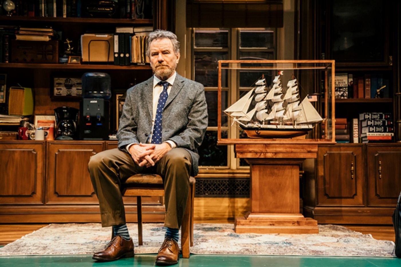 Photos: First Look at Bryan Cranston, Amy Brenneman & More in POWER OF SAIL  Image