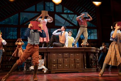 Hugh Jackman, Sutton Foster and cast Photo