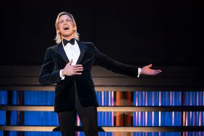 Gavin Creel Photo