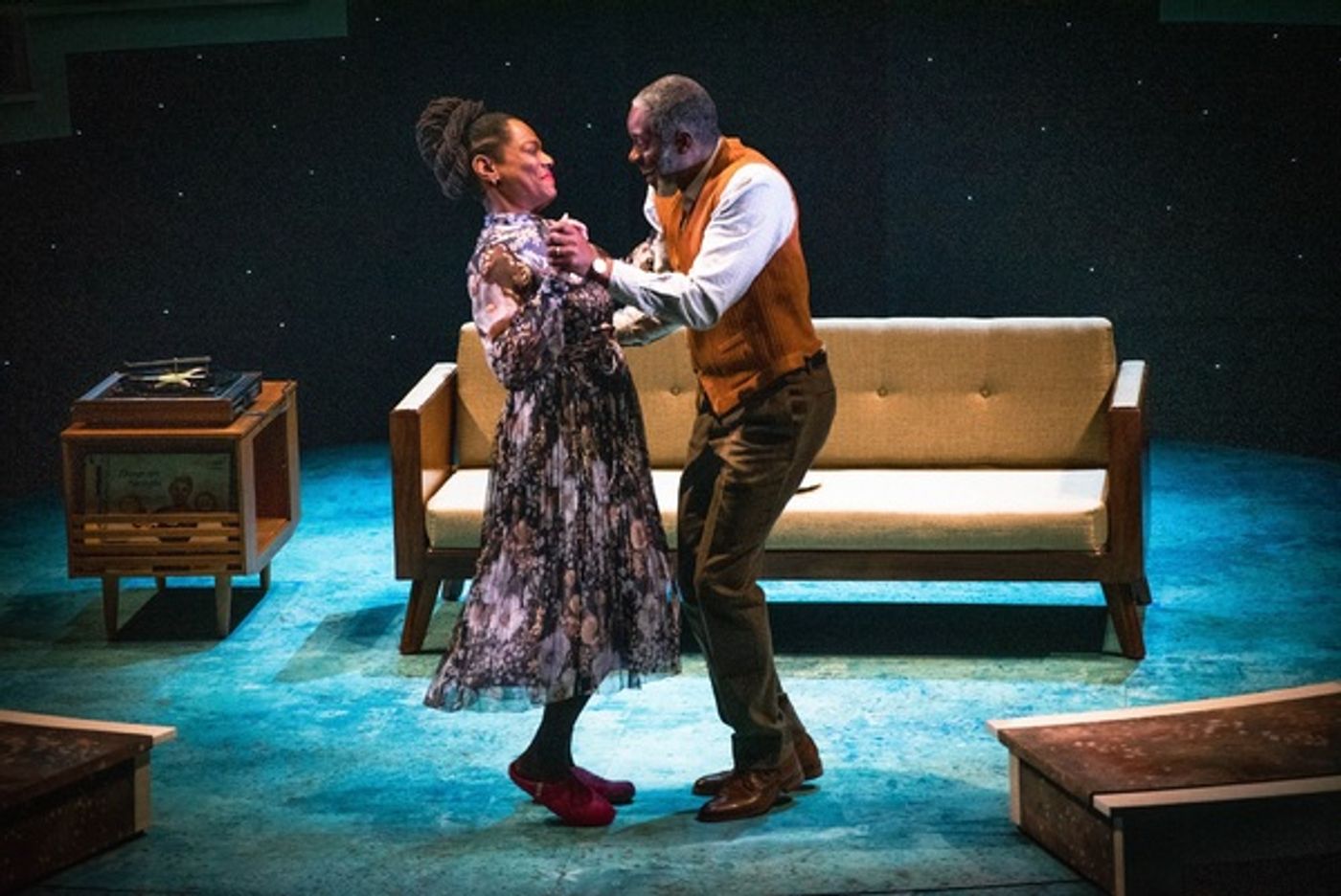 Photos: First Look at Ruby Barker, Wil Johnson & More in RUNNING WITH LIONS  Image