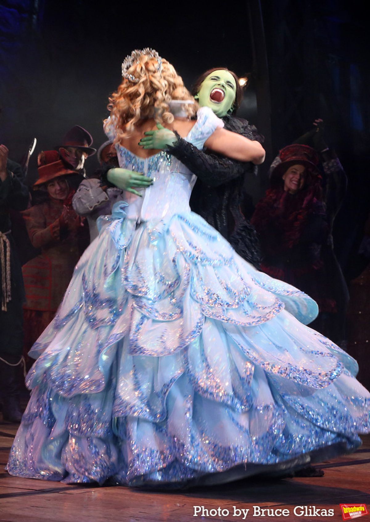 Brittney Johnson as 'Glinda' and  Lindsay Pearce as 'Elphaba' at 