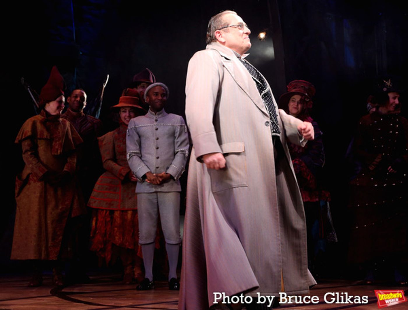 Photos: Brittney Johnson's First Performance as Full-Time Glinda in WICKED  Image