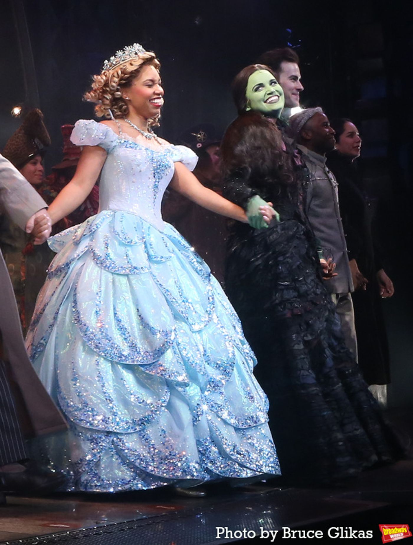 Photos: Brittney Johnson's First Performance as Full-Time Glinda in WICKED  Image