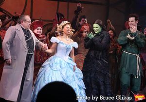 Michael McCormick as "The Wizard", Brittney Johnson as "Glinda", Lindsay Pearce as "Elphaba", Sam Gravitte as "Fiyero", Jordan Barrow as "Boq" and Mili Diaz as "Nessarose" @ BroadwayWorld Michael McCormick as "The Wizard", Brittney Johnson as "Glinda", Lindsay Pearce as "E Photo