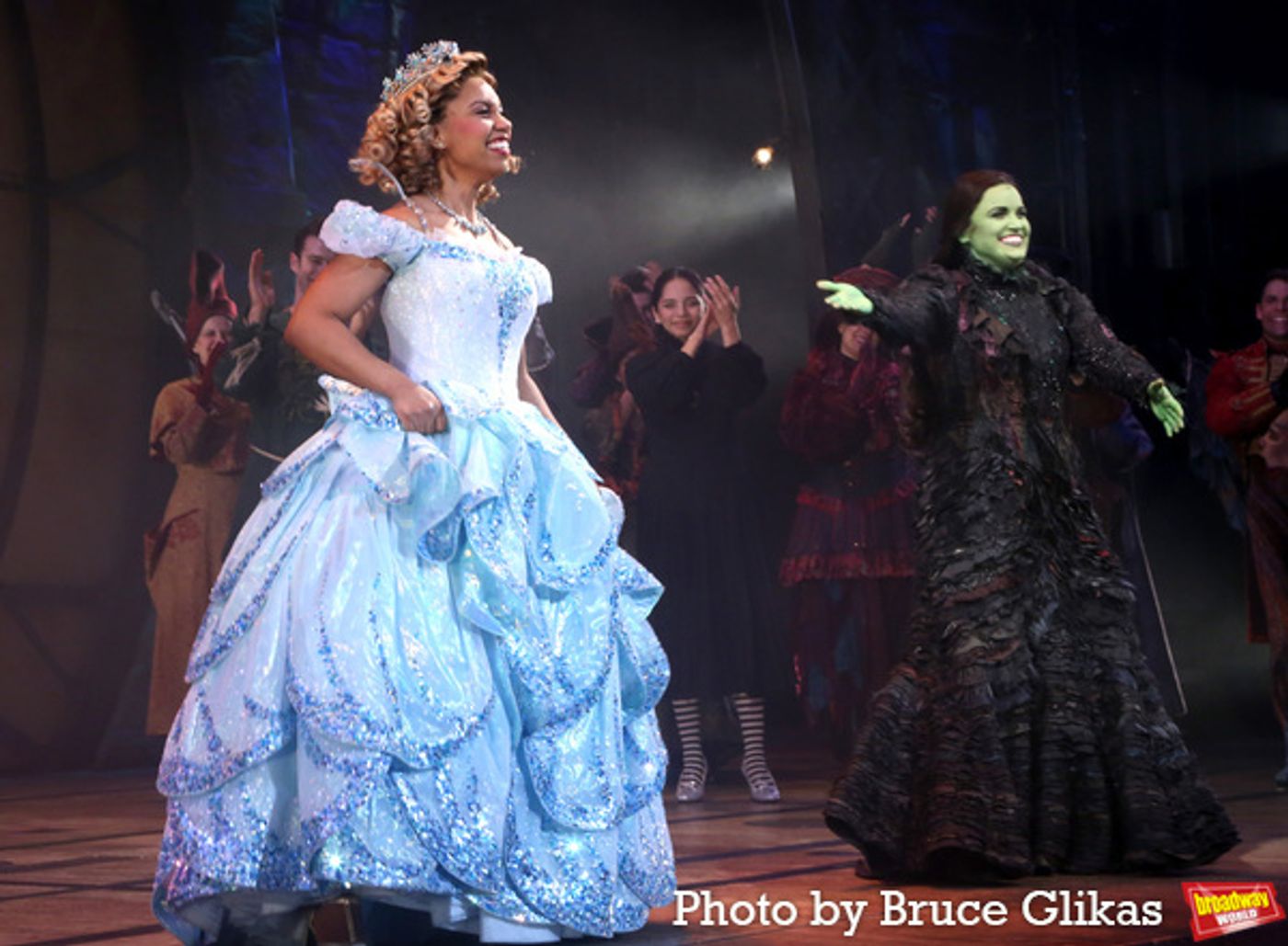 Photos: Brittney Johnson's First Performance as Full-Time Glinda in WICKED  Image