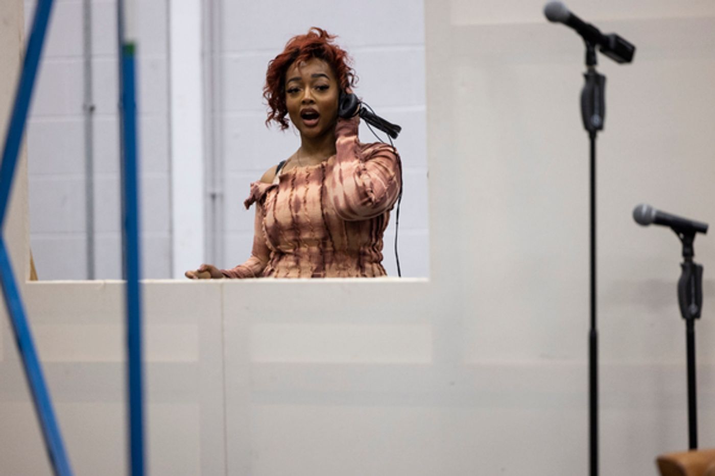Photos: Inside Rehearsal For BEAUTIFUL: THE CAROLE KING MUSICAL at Curve  Image