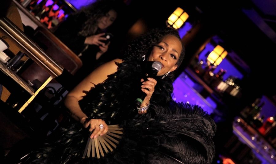 Review: A TIN PAN ALLEY CELEBRATION OF BLACK HISTORY MONTH Gives 54 Below Audiences Gabrielle Lee at Her Saucy Sassy Best Image