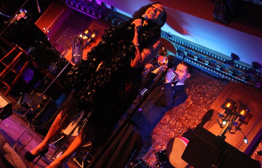 Review: A TIN PAN ALLEY CELEBRATION OF BLACK HISTORY MONTH Gives 54 Below Audiences Gabrielle Lee at Her Saucy Sassy Best Image