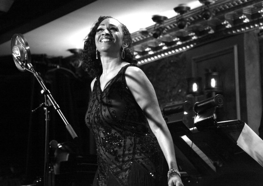 Review: A TIN PAN ALLEY CELEBRATION OF BLACK HISTORY MONTH Gives 54 Below Audiences Gabrielle Lee at Her Saucy Sassy Best Image
