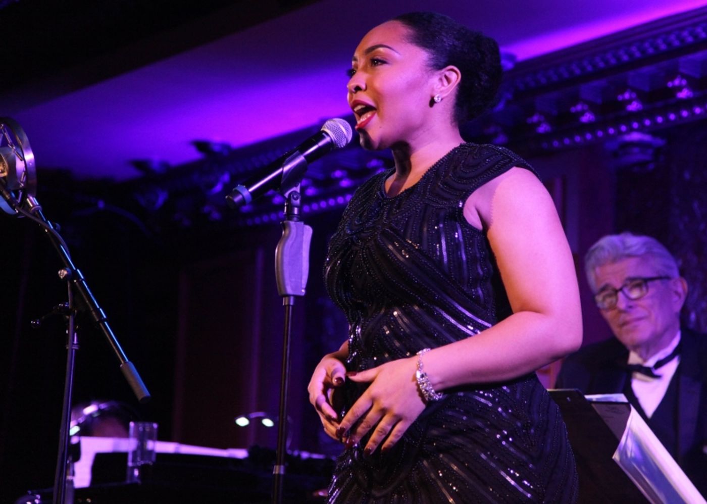 Review: A TIN PAN ALLEY CELEBRATION OF BLACK HISTORY MONTH Gives 54 Below Audiences Gabrielle Lee at Her Saucy Sassy Best Review: A TIN PAN ALLEY CELEBRATION OF BLACK HISTORY MONTH Gives 54 Below Audiences Gabrielle Lee at Her Saucy Sassy Best Image