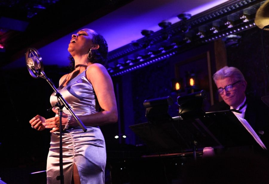 Review: A TIN PAN ALLEY CELEBRATION OF BLACK HISTORY MONTH Gives 54 Below Audiences Gabrielle Lee at Her Saucy Sassy Best Image