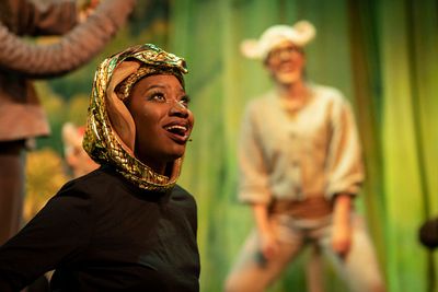 Carole Stennett Photo