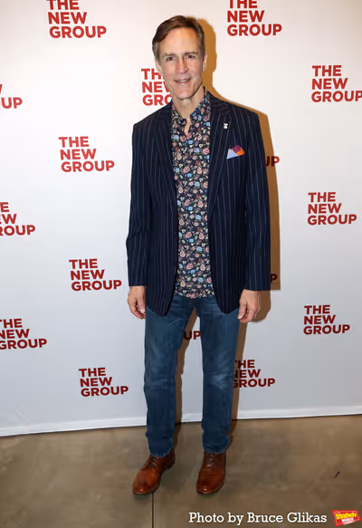 Howard McGillin Photo