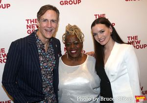 Howard McGillin, Lillias White and Jennifer Damiano Photo
