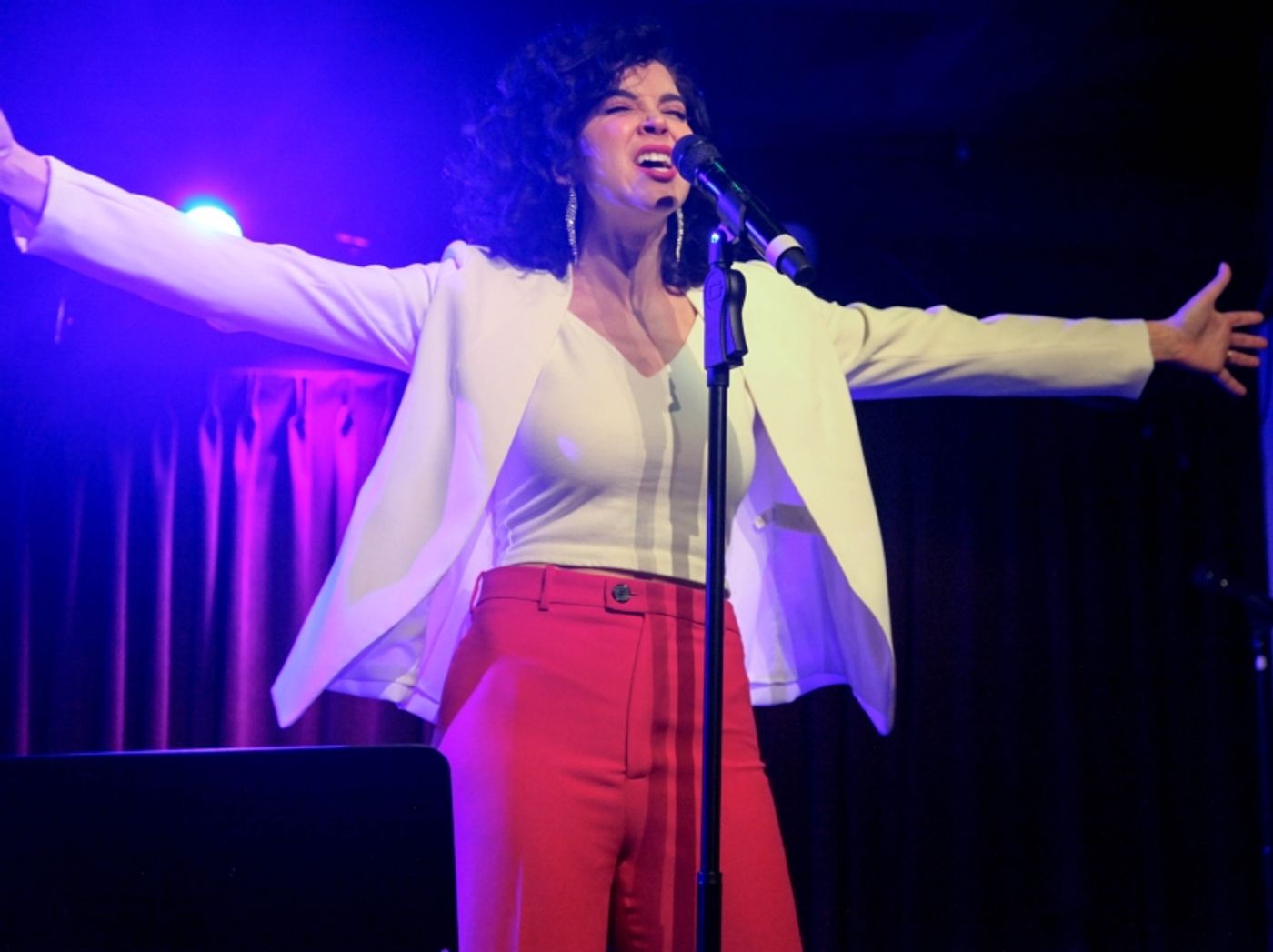 Review: Alexandra Silber Shows Us That She Is SO IN LOVE With Love, Her Hubby, & With Performing, at The Green Room 42  Image