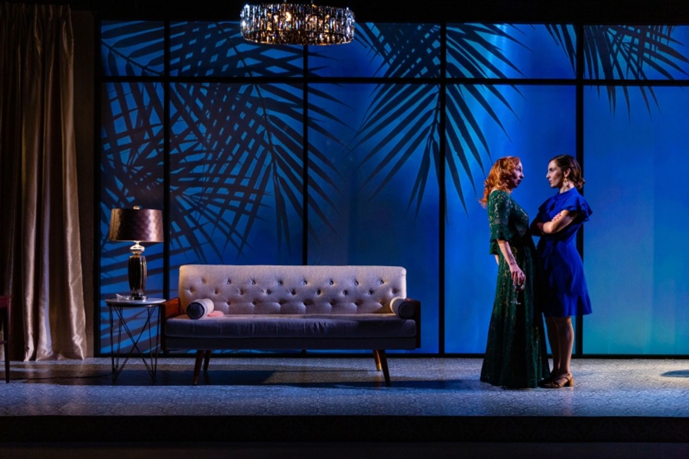 Interview: Theatre Life with Luz Nicolas  
Entrevista de BWW: “Vida Teatral” con Luz Nicolás  Image