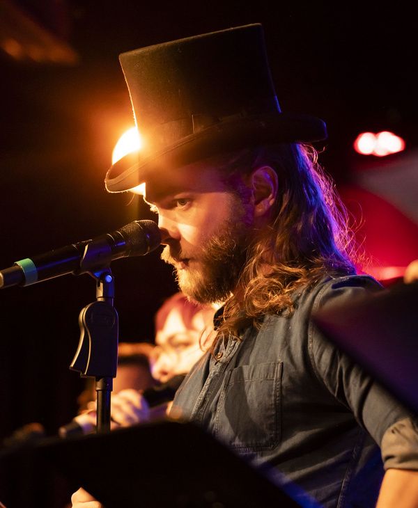 Travis Kent as Abe Lincoln    Photo credit: Ben Shirai Photo