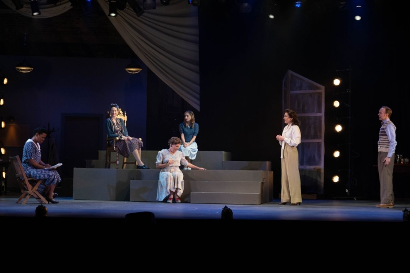 Review: INTO THE BREECHES! at Florida Repertory Theatre  Image