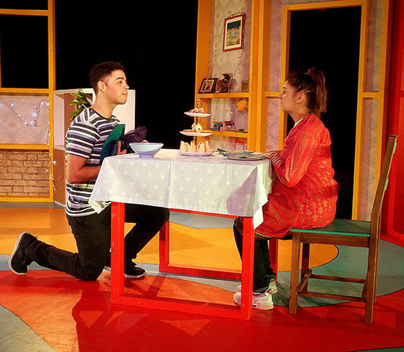 Photos: First Look at the UK Tour of JABALA AND THE JINN  Image