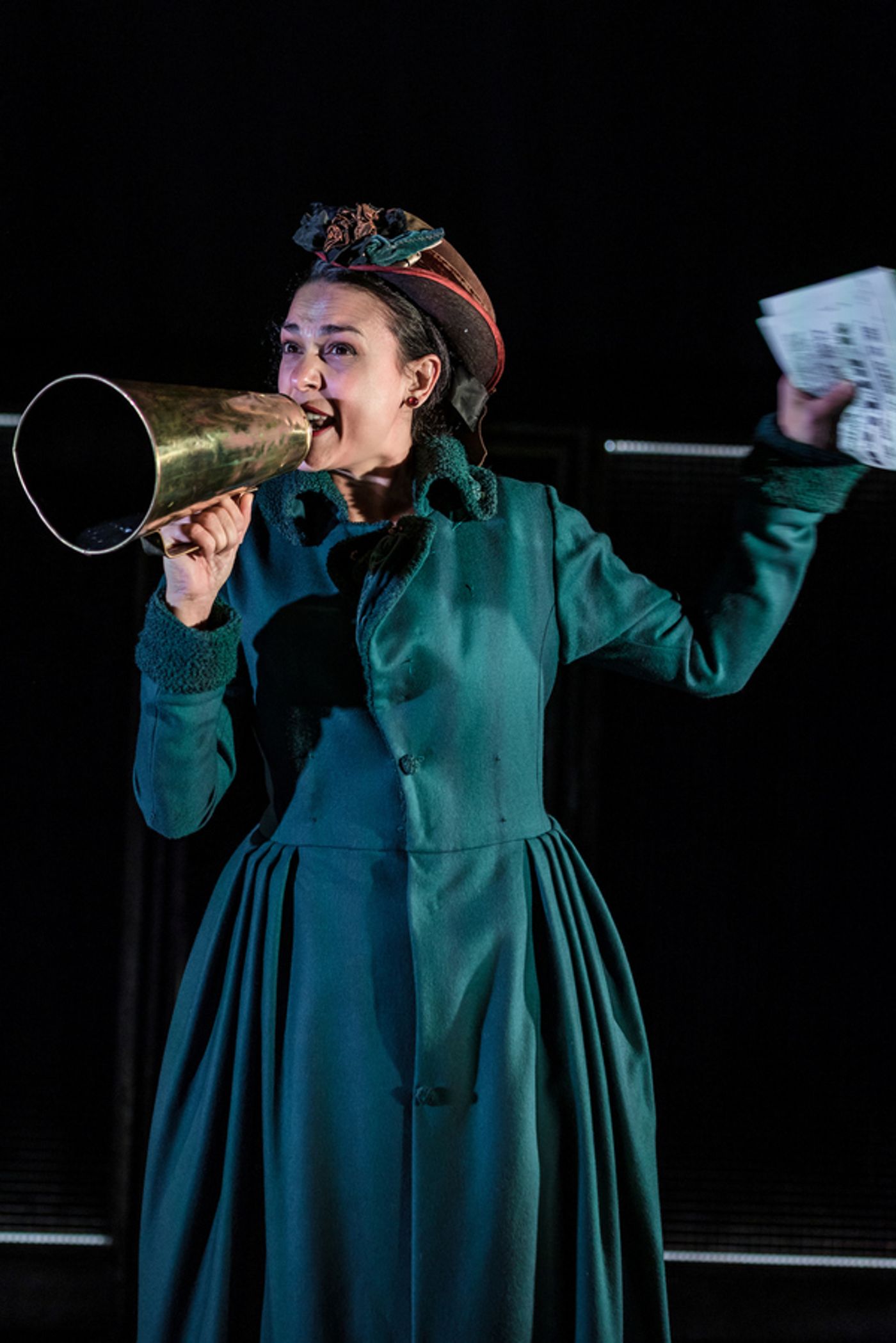 Photos: First Look at the National Theatre's School Tour of JEKYLL & HYDE  Image