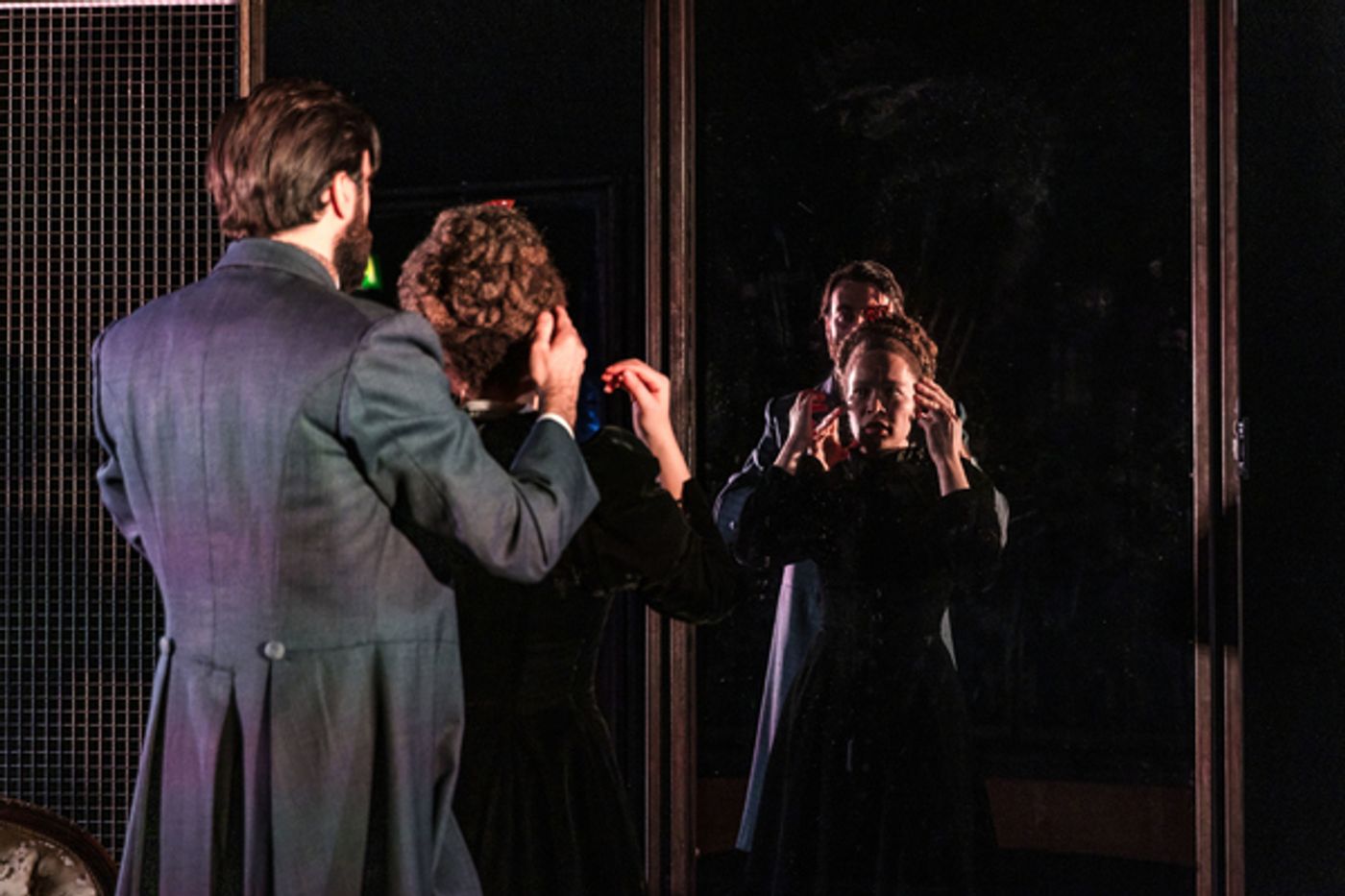Photos: First Look at the National Theatre's School Tour of JEKYLL & HYDE  Image