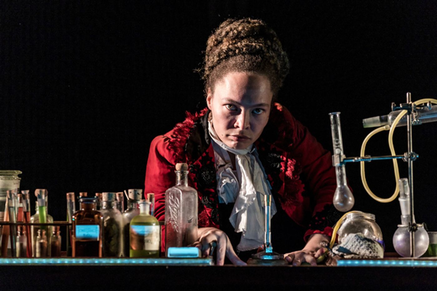Photos: First Look at the National Theatre's School Tour of JEKYLL & HYDE  Image