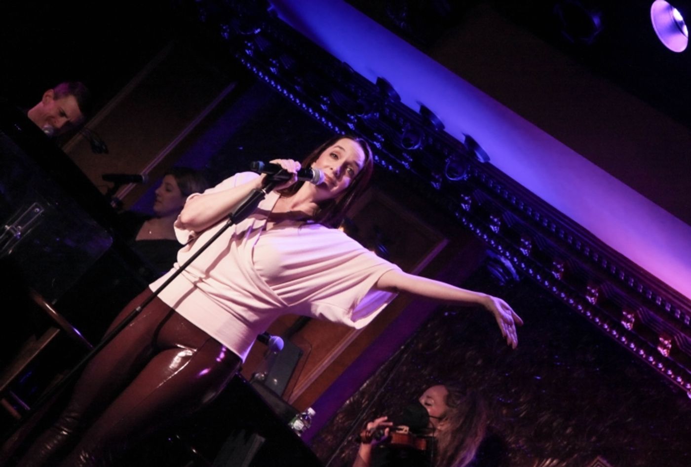 Review: Julia Murney Nurtures Full 54 Below House with SOOTHE MY SOUL Review: Julia Murney Nurtures Full 54 Below House with SOOTHE MY SOUL Image