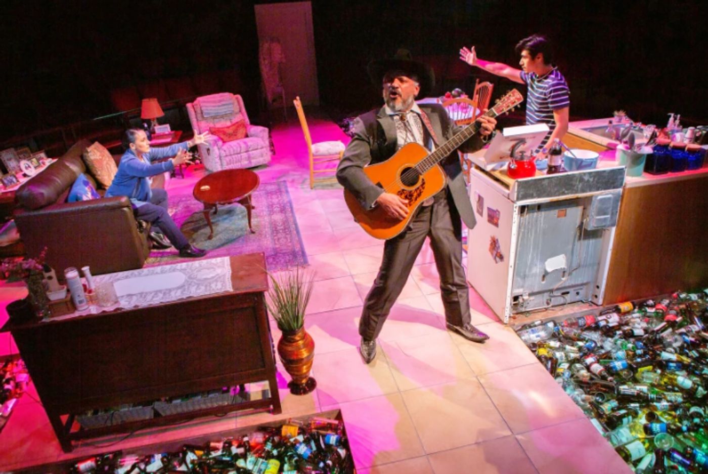 Review: EL BORRACHO brings laughter, love, and some tears at The Old Globe  Image