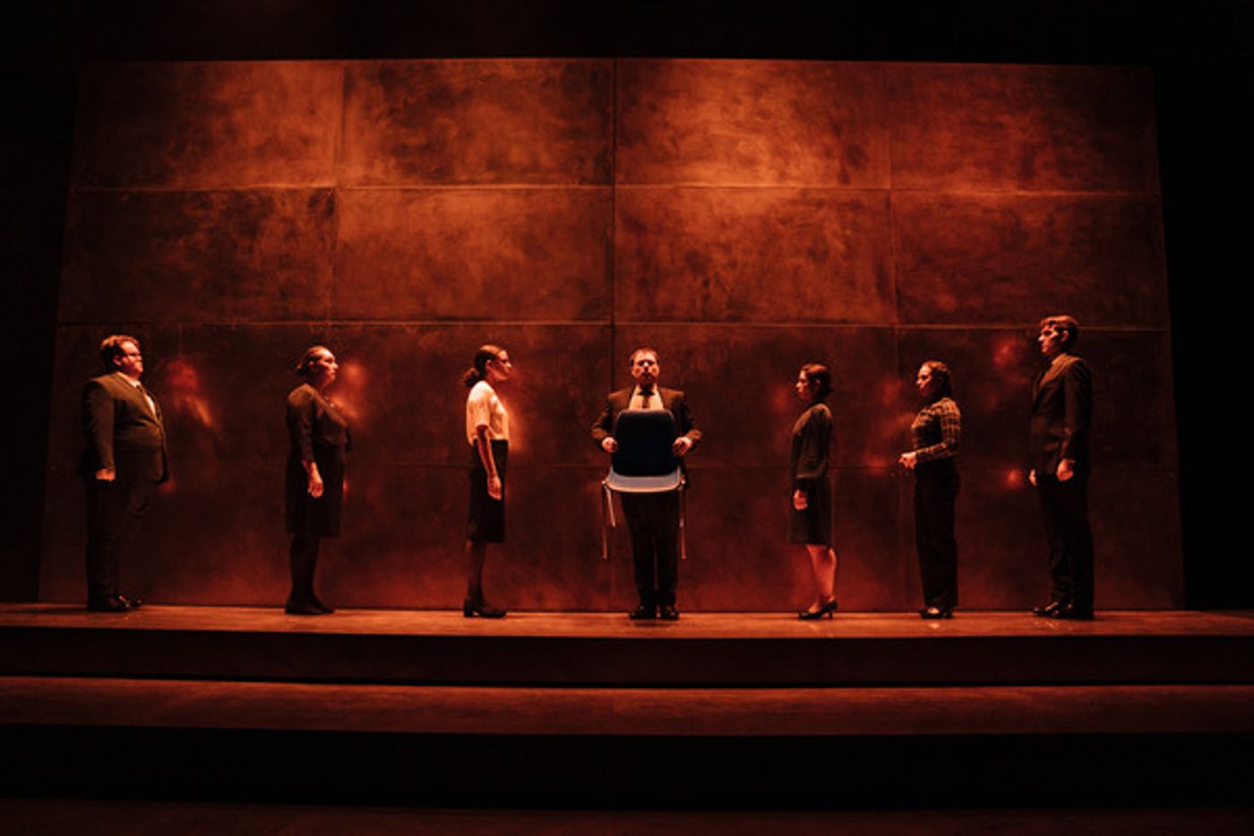 Photos: First Look at Kit Harington & More in HENRY V at Donmar Warehouse  Image