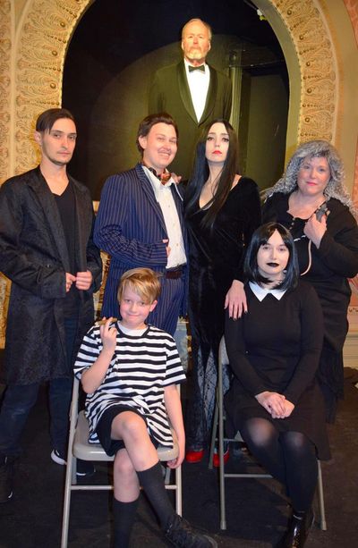 James Wright, Kathryn Ross, Reese Madarasz, Lou Ford, Justine Weisinger, Mary Melquis Photo