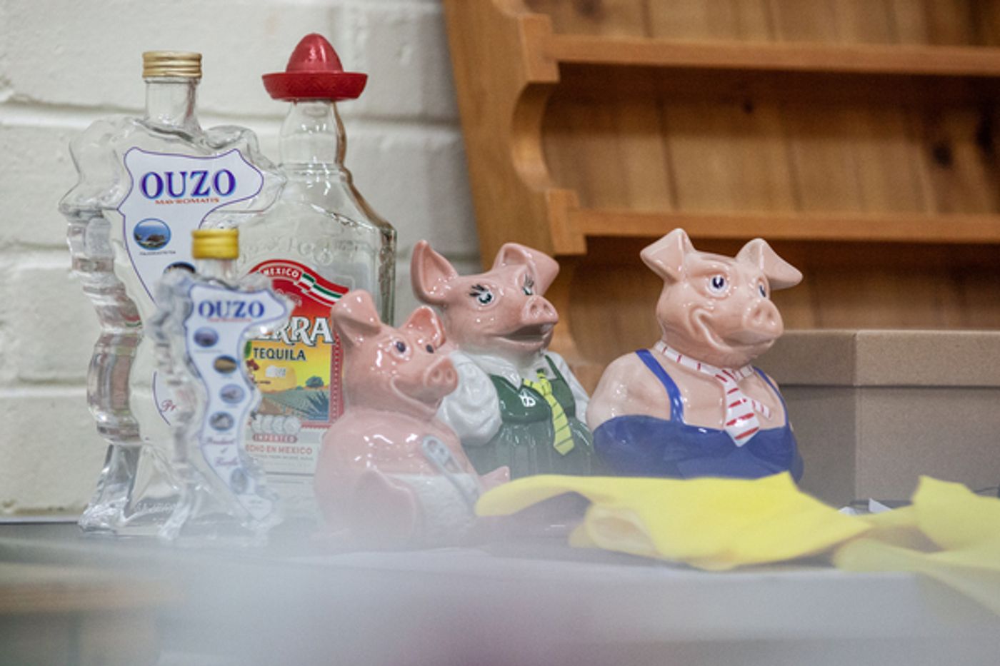 Photos: First Look at THE KITCHEN SINK at Queen's Theatre Hornchurch  Image