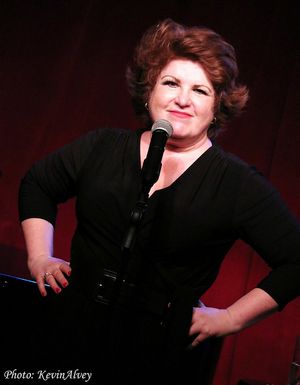 Klea Blackhurst Photo