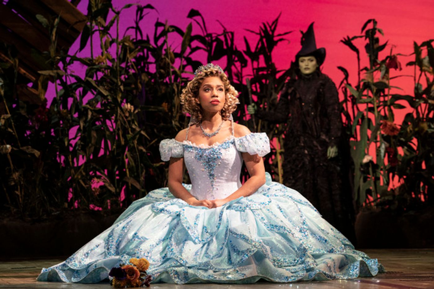 Photos: First Look at Brittney Johnson as Glinda in WICKED  Image