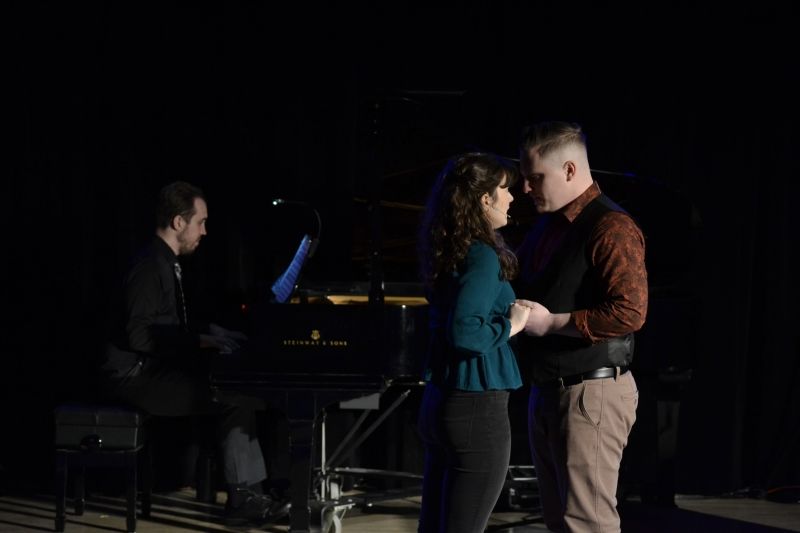 BWW REVIEWS: Sunday Afternoon With LIMELIGHT THEATRE COMPANY'S MARRY ME A LITTLE  Image