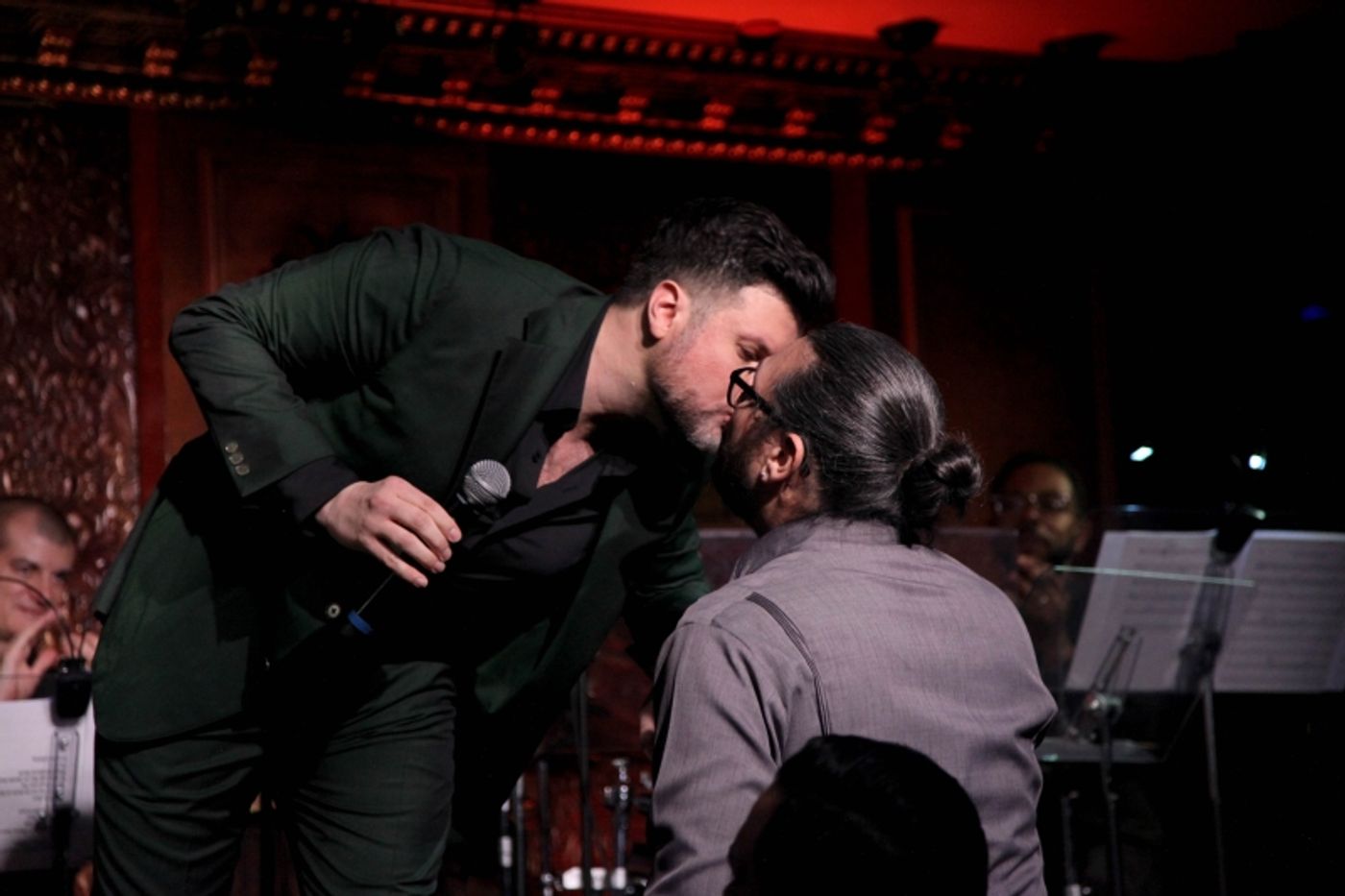 Review: MAURICIO MARTINEZ is a Mexican Marvel at Feinstein's/54 Below  Image