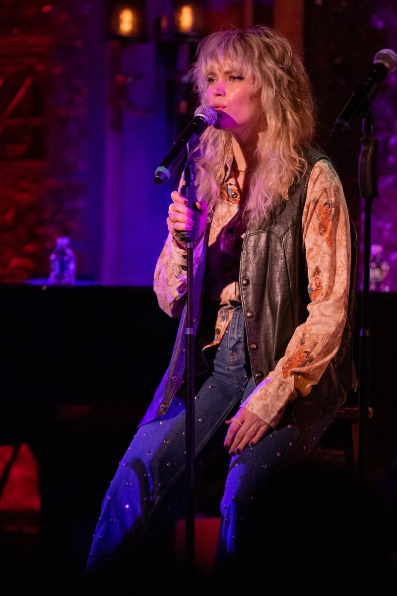 Photos: Kira Stone LET ME REINTRODUCE MYSELF at Feinstein's/54 Below — photo 47 of 61