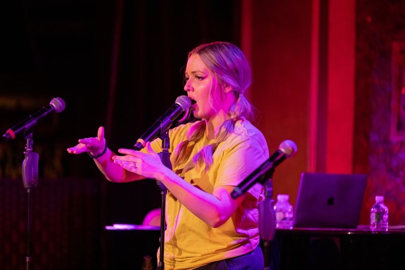Photos: Kira Stone LET ME REINTRODUCE MYSELF at Feinstein's/54 Below — photo 50 of 61