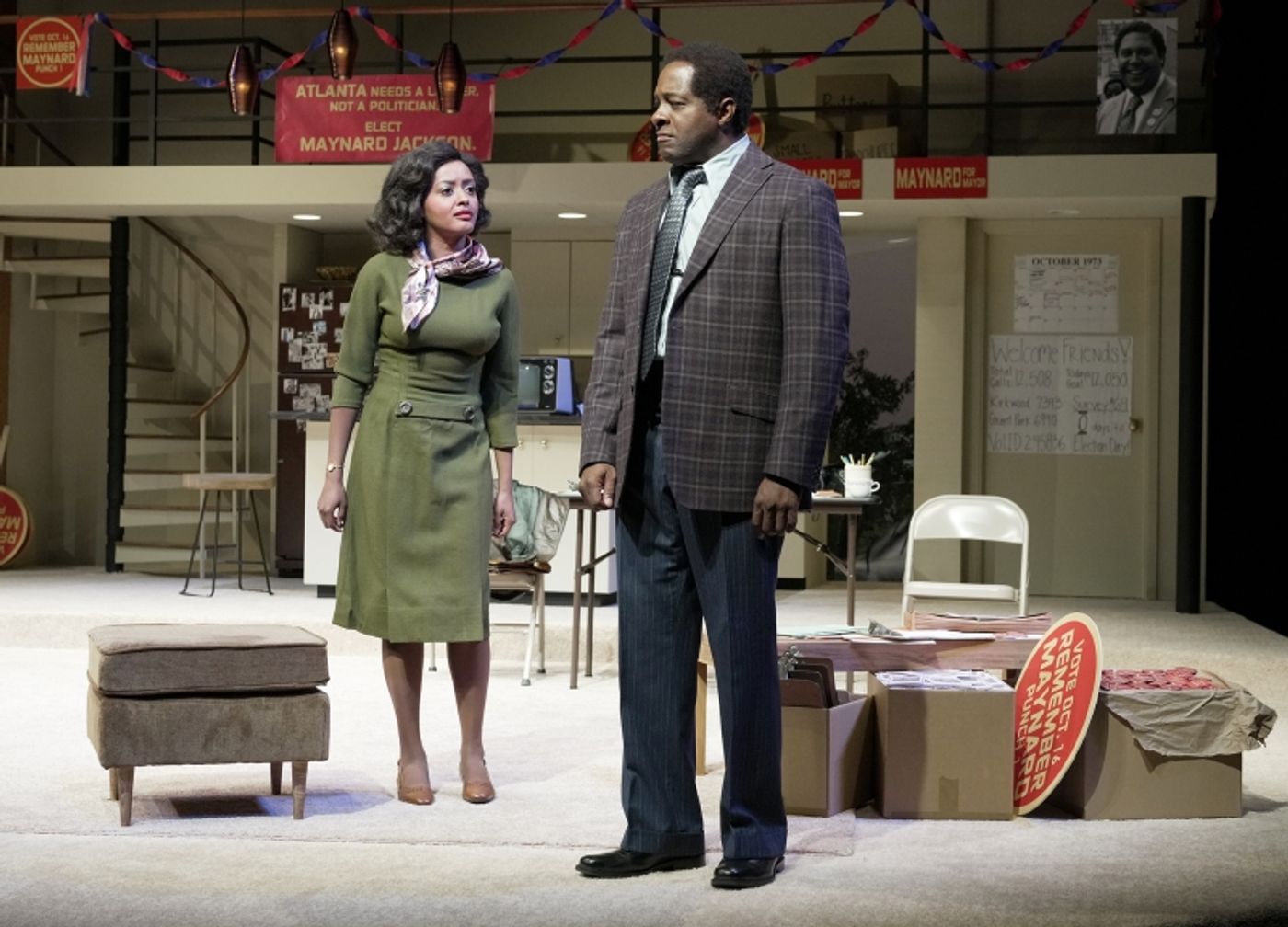 Review: Amusing Interplay Surrounds WHAT I LEARNED IN PARIS at South Coast Rep  Image