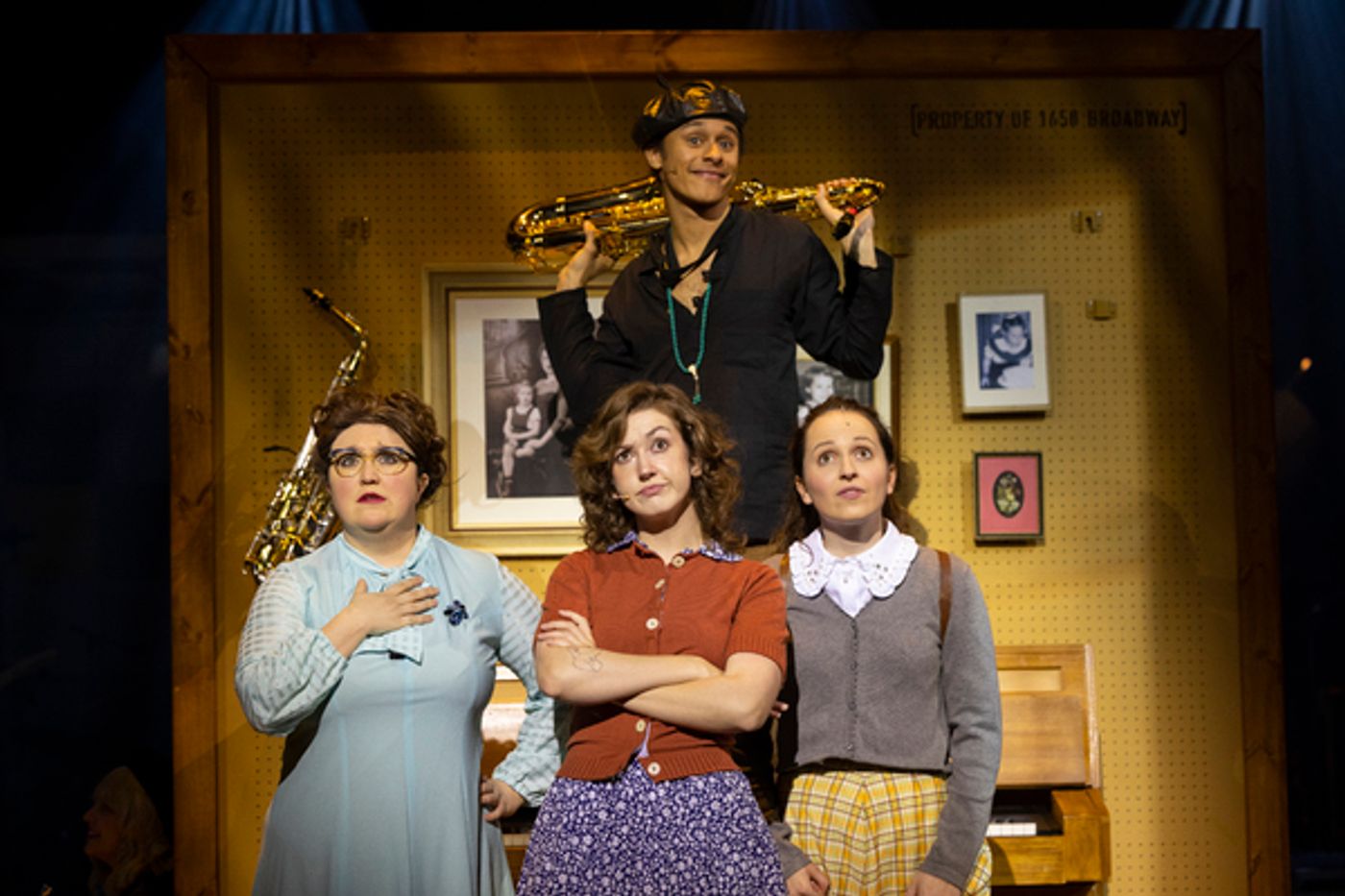 Photos: First Look at BEAUTIFUL- THE CAROLE KING MUSICAL at Theatre Royal Brighton  Image