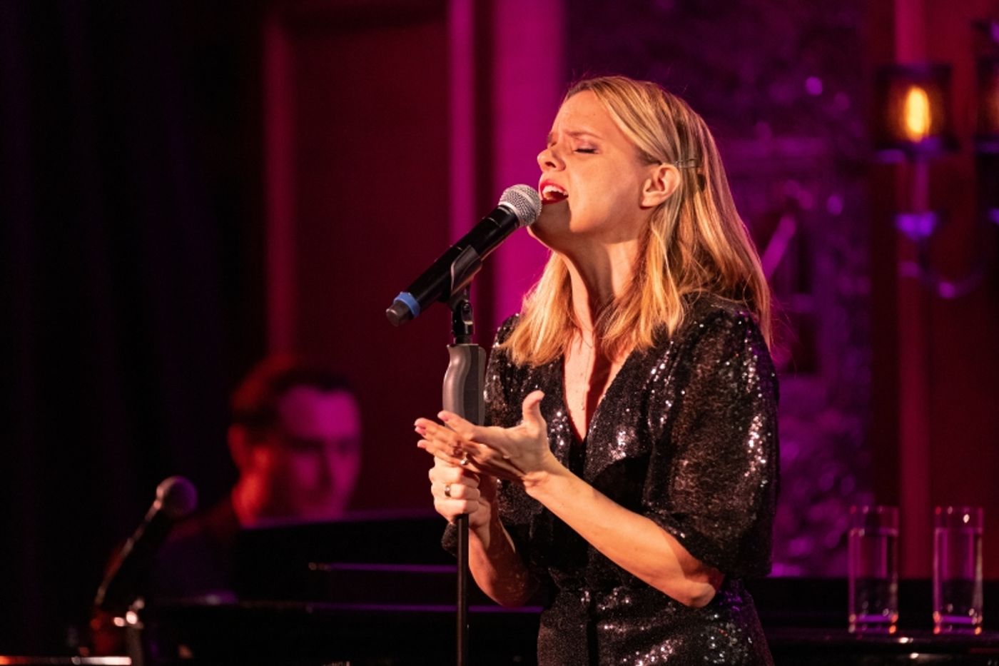 Photos:  Amy Spanger COME TO YOUR SENSES at Feinstein's/54 Below by Thomas Salus  Image