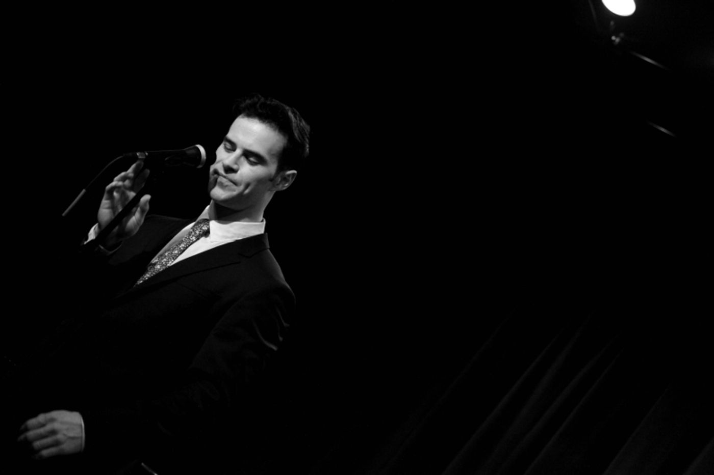 Review: Sam Gravitte Raises The Bar With SONGS THAT RAISED ME at Birdland Review: Sam Gravitte Raises The Bar With SONGS THAT RAISED ME at Birdland Image