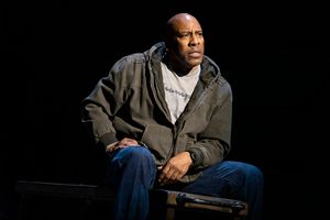 Ezra Knight @ BroadwayWorld Ezra Knight Photo