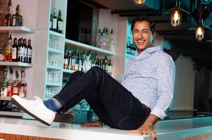 Maulik Pancholy Photo